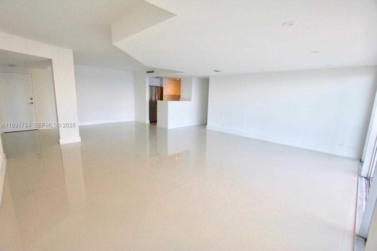 Small Image of 2451 BRICKELL AVE #16J, Miami Number 7