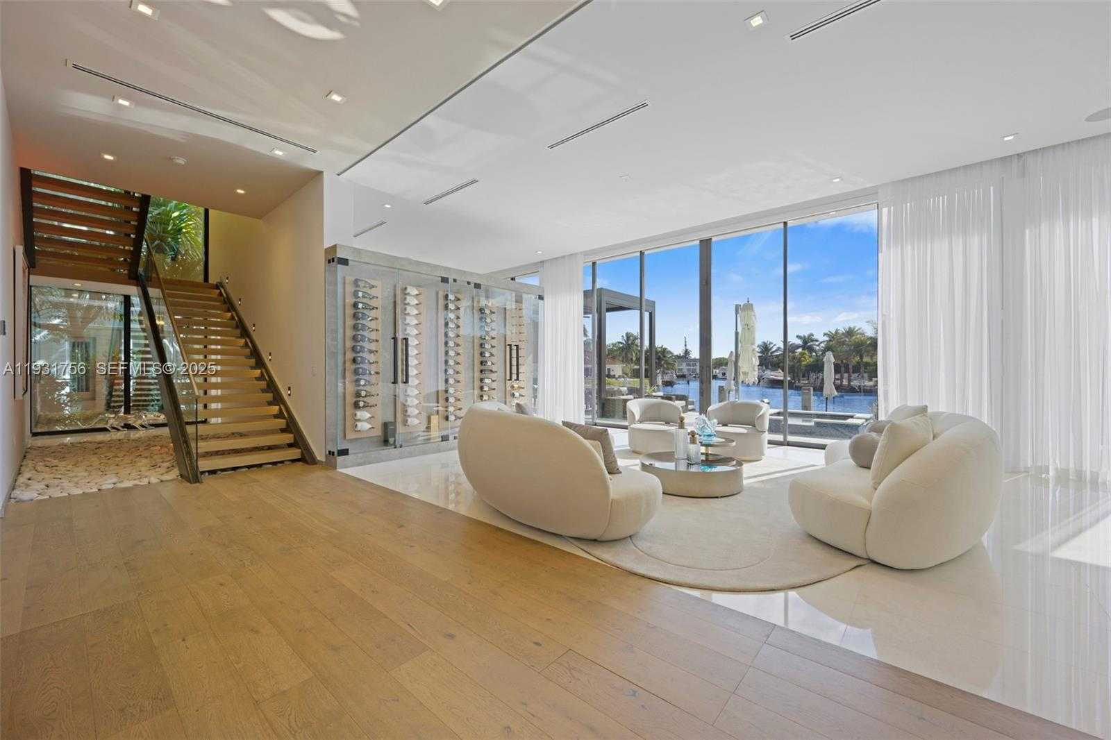 Small Image of 3260 NORTH EAST 165TH ST, North Miami Beach Number 17