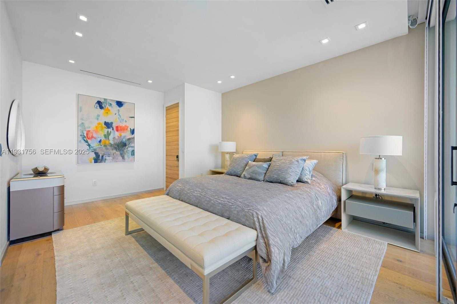 Small Image of 3260 NORTH EAST 165TH ST, North Miami Beach Number 27