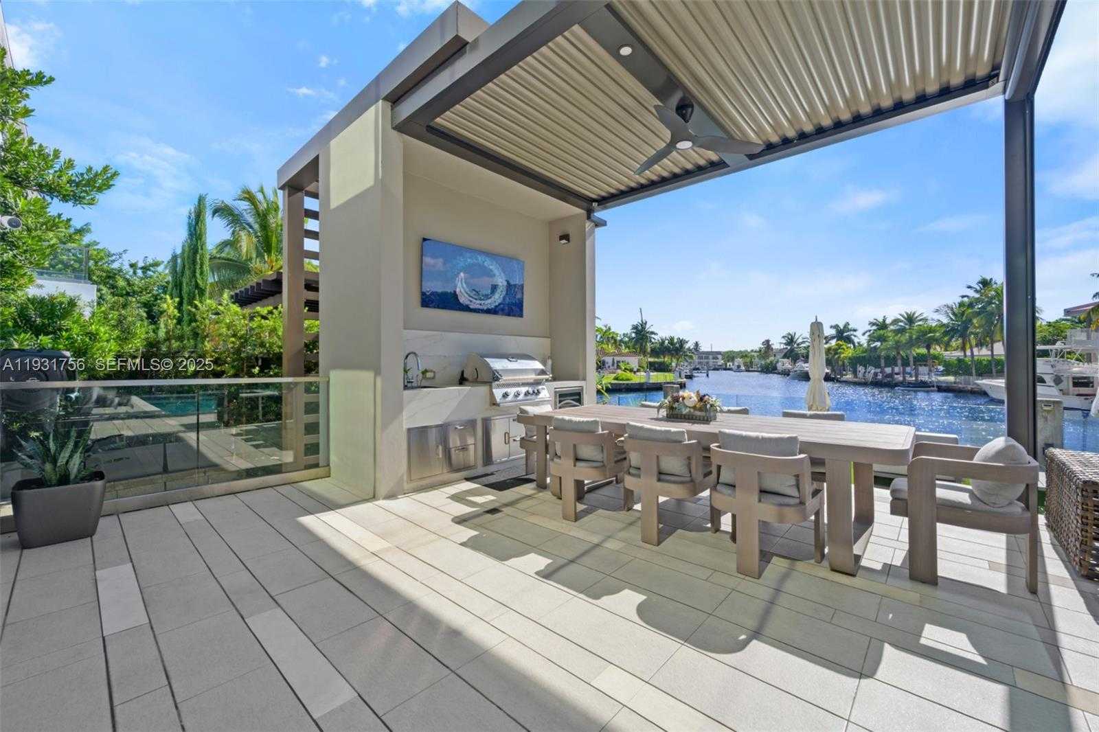 Small Image of 3260 NORTH EAST 165TH ST, North Miami Beach Number 38