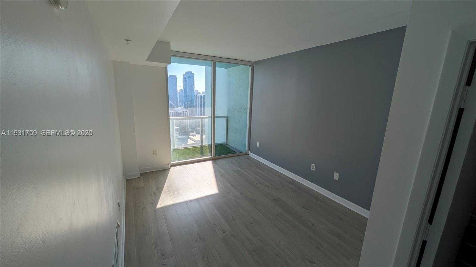 Small Image of 1900 NORTH BAYSHORE DR #4007, Miami Number 37