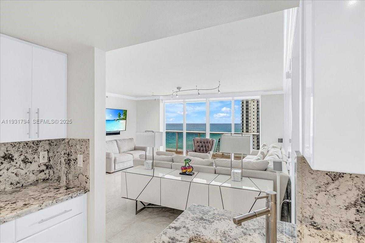 Small Image of 18911 COLLINS AVE #1903, Sunny Isles Beach Number 4