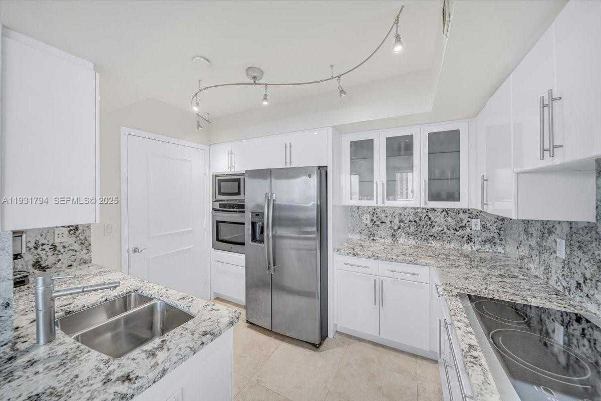 Small Image of 18911 COLLINS AVE #1903, Sunny Isles Beach Number 7