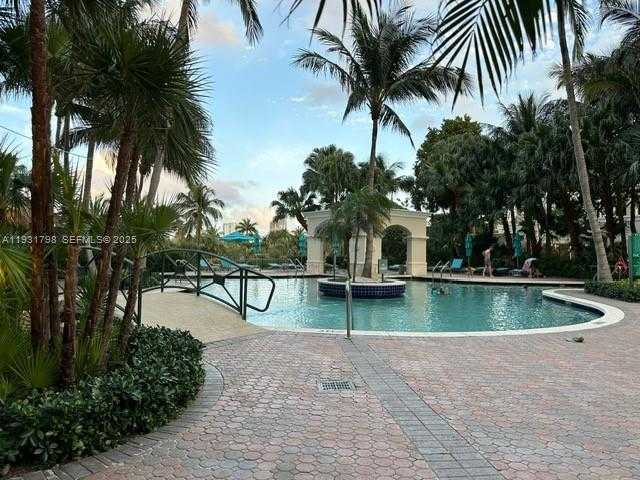 Small Image of 19501 WEST COUNTRY CLUB DR #406, Aventura Number 17