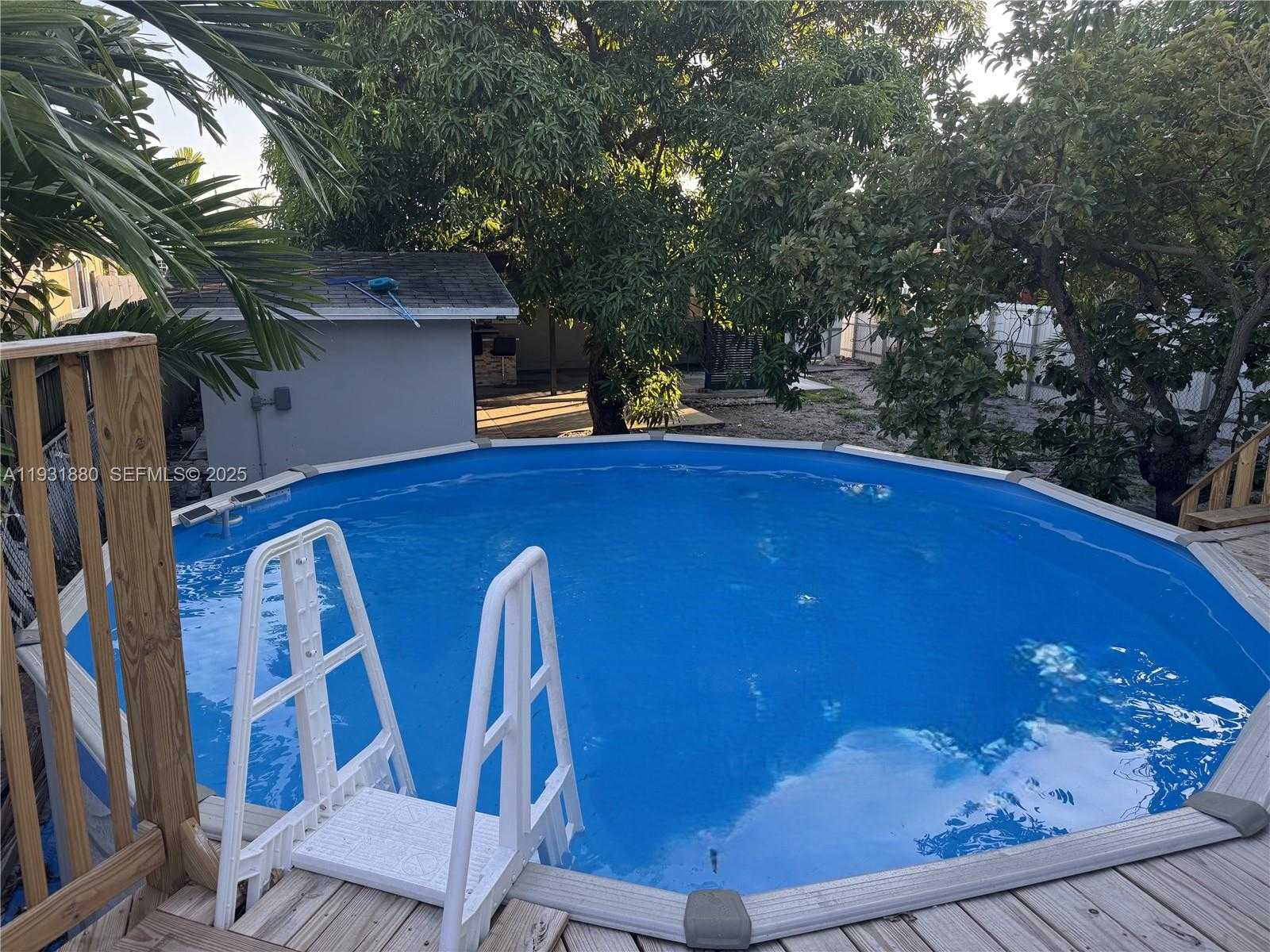 Small Image of 731 EAST 19TH ST, Hialeah Number 17