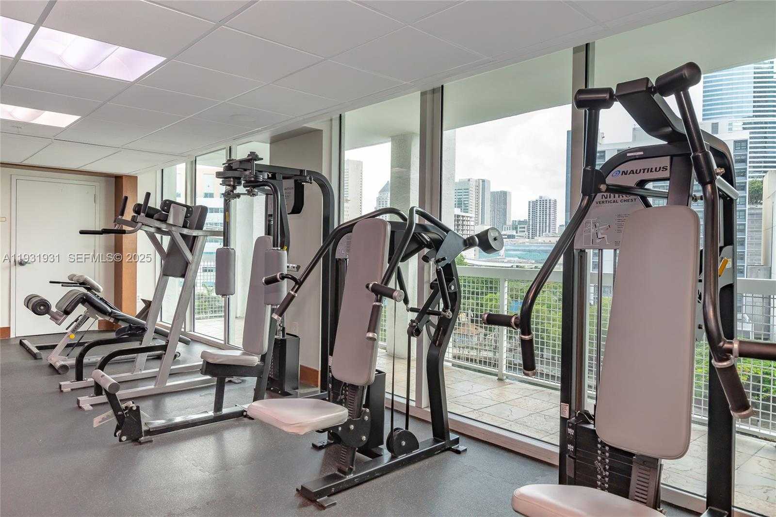 Small Image of 31 SOUTH EAST 5TH ST #2907, Miami Number 24