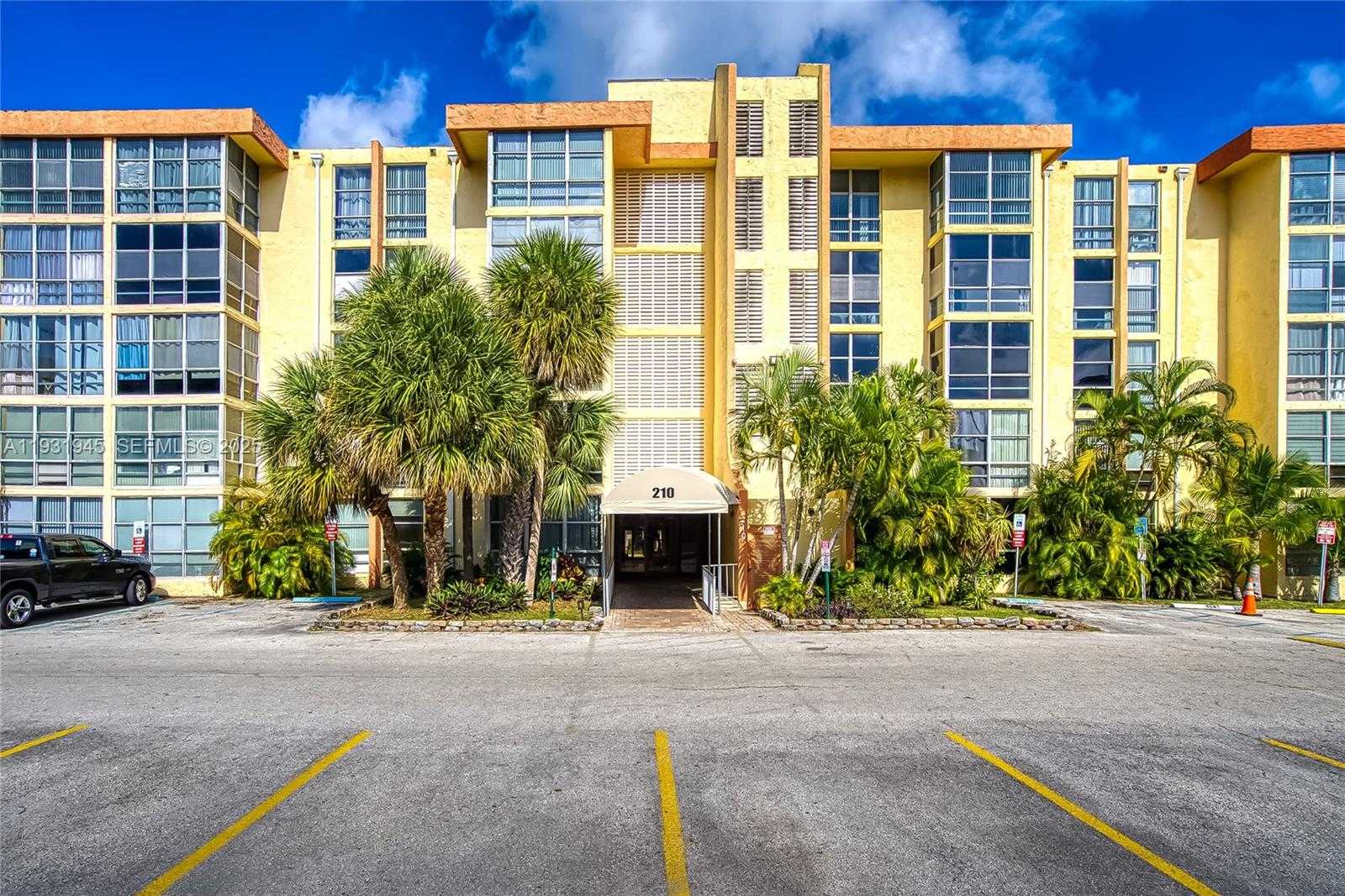 Small Image of 210 172ND ST #533, Sunny Isles Beach Number 27