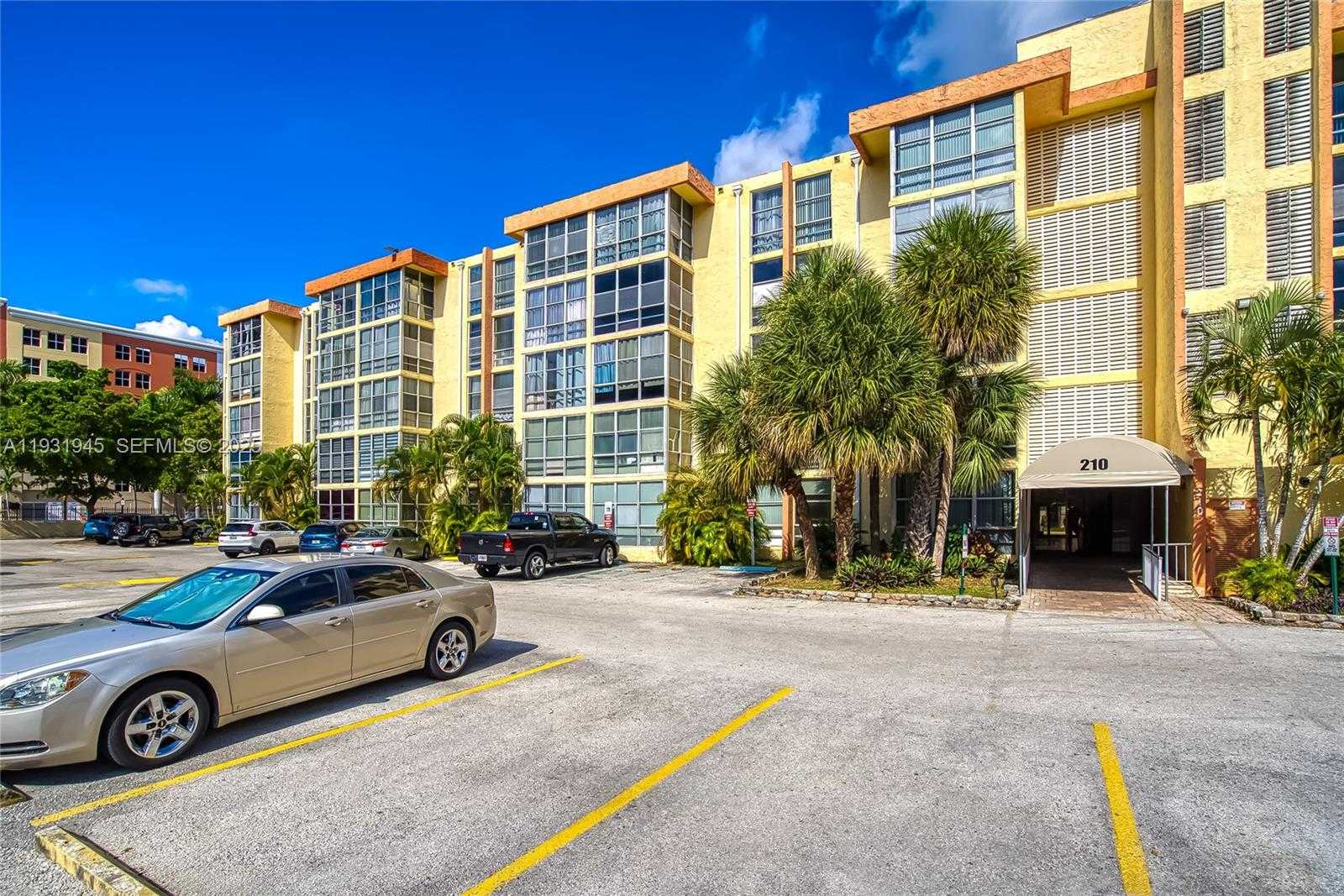 Small Image of 210 172ND ST #533, Sunny Isles Beach Number 28