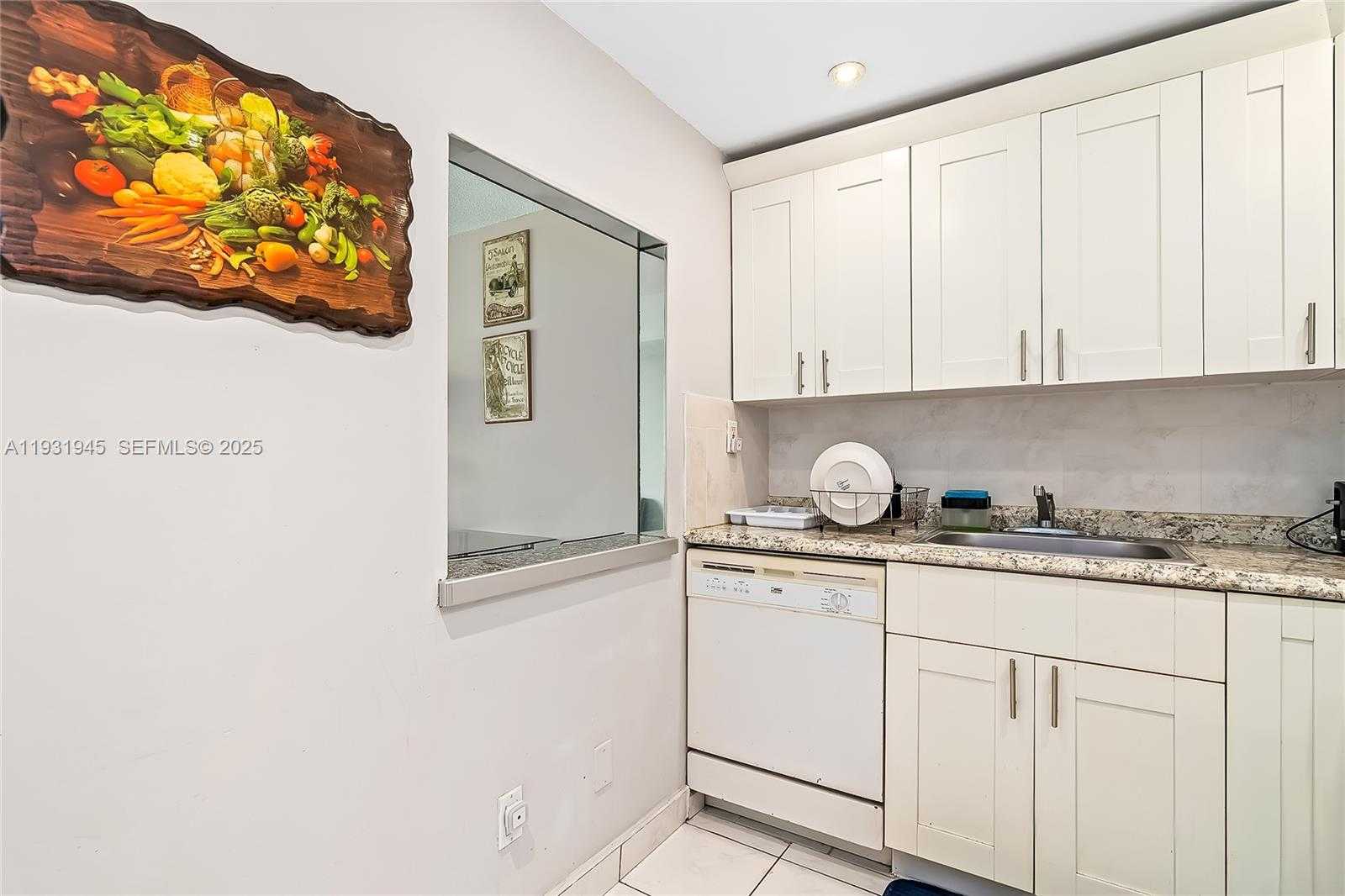 Small Image of 210 172ND ST #533, Sunny Isles Beach Number 4