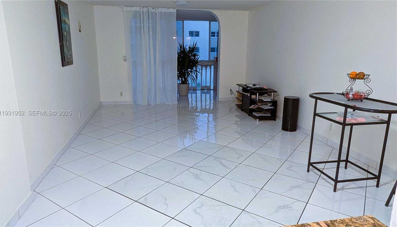 Imagen de Pequeño Objeto