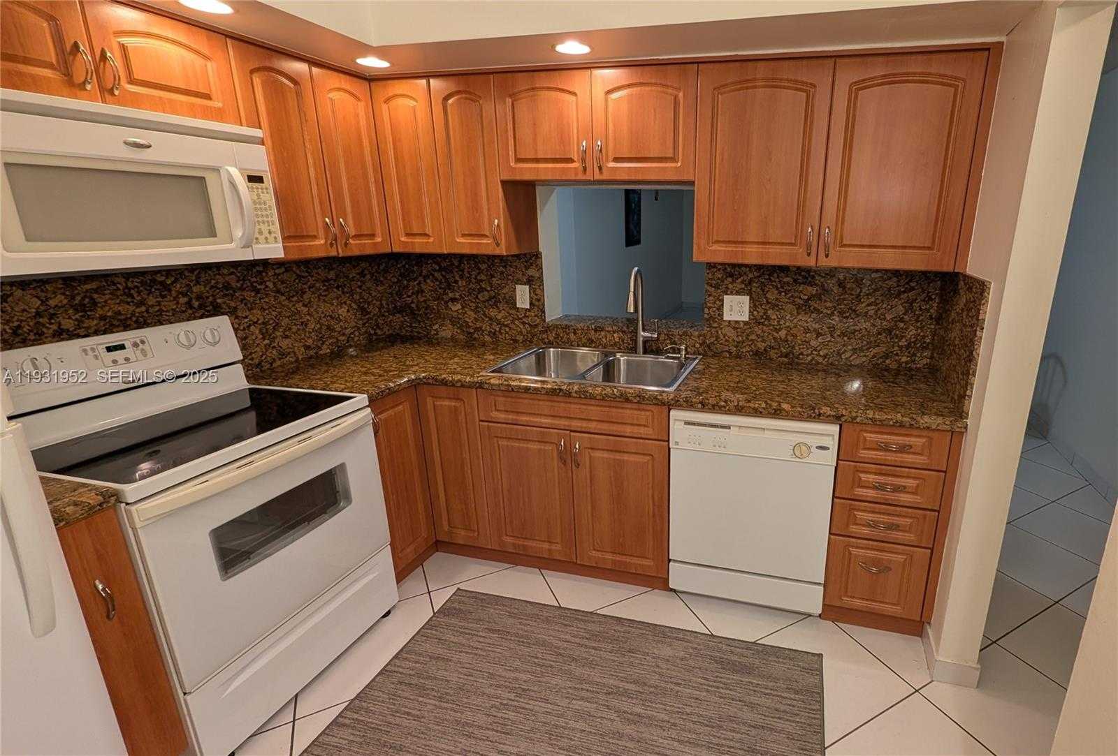 Imagen de Pequeño Objeto