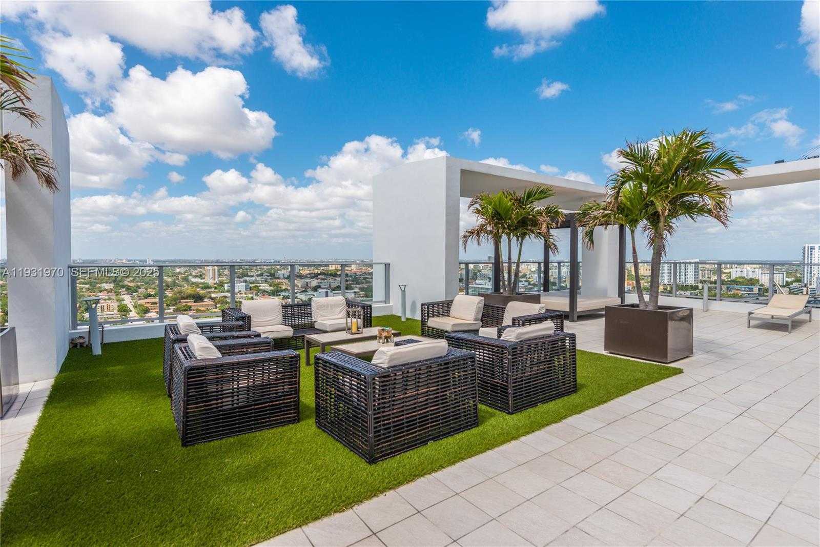 Small Image of 1010 SOUTH WEST 2ND AVE #PH03, Miami Number 20