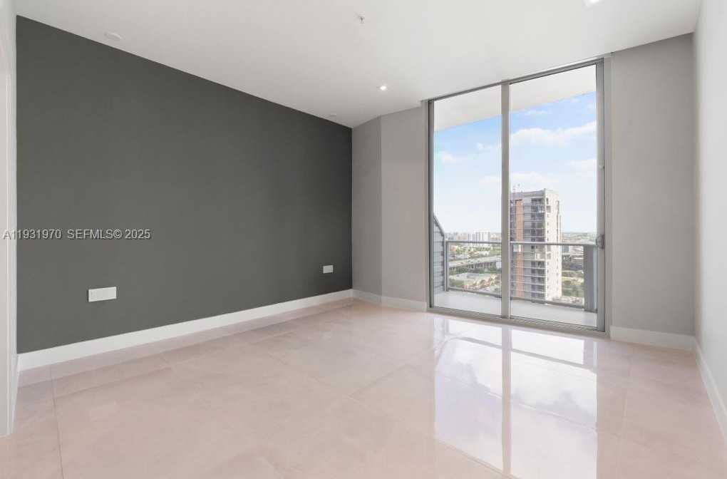 Small Image of 1010 SOUTH WEST 2ND AVE #PH03, Miami Number 7