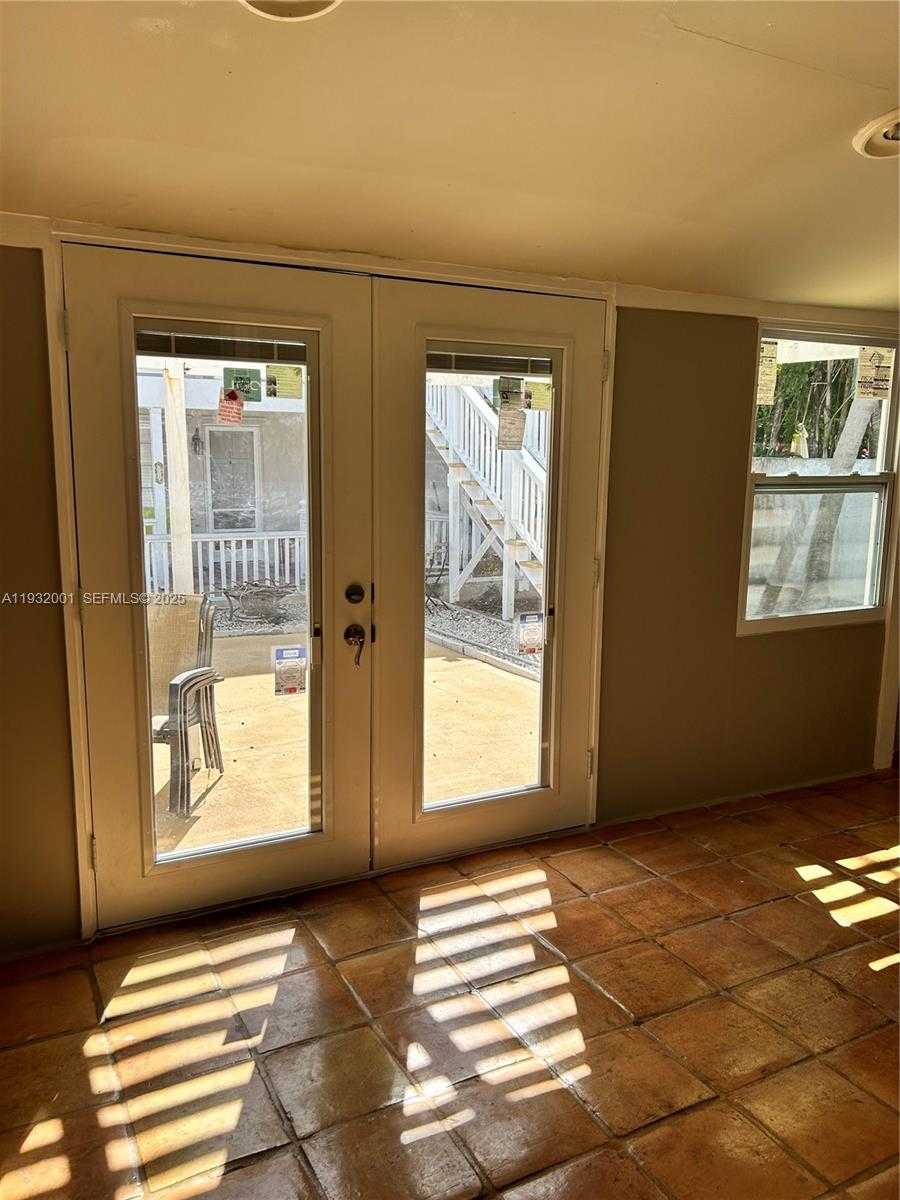 Small Image of 1628 NORTH EAST 4TH PL, Fort Lauderdale Number 8