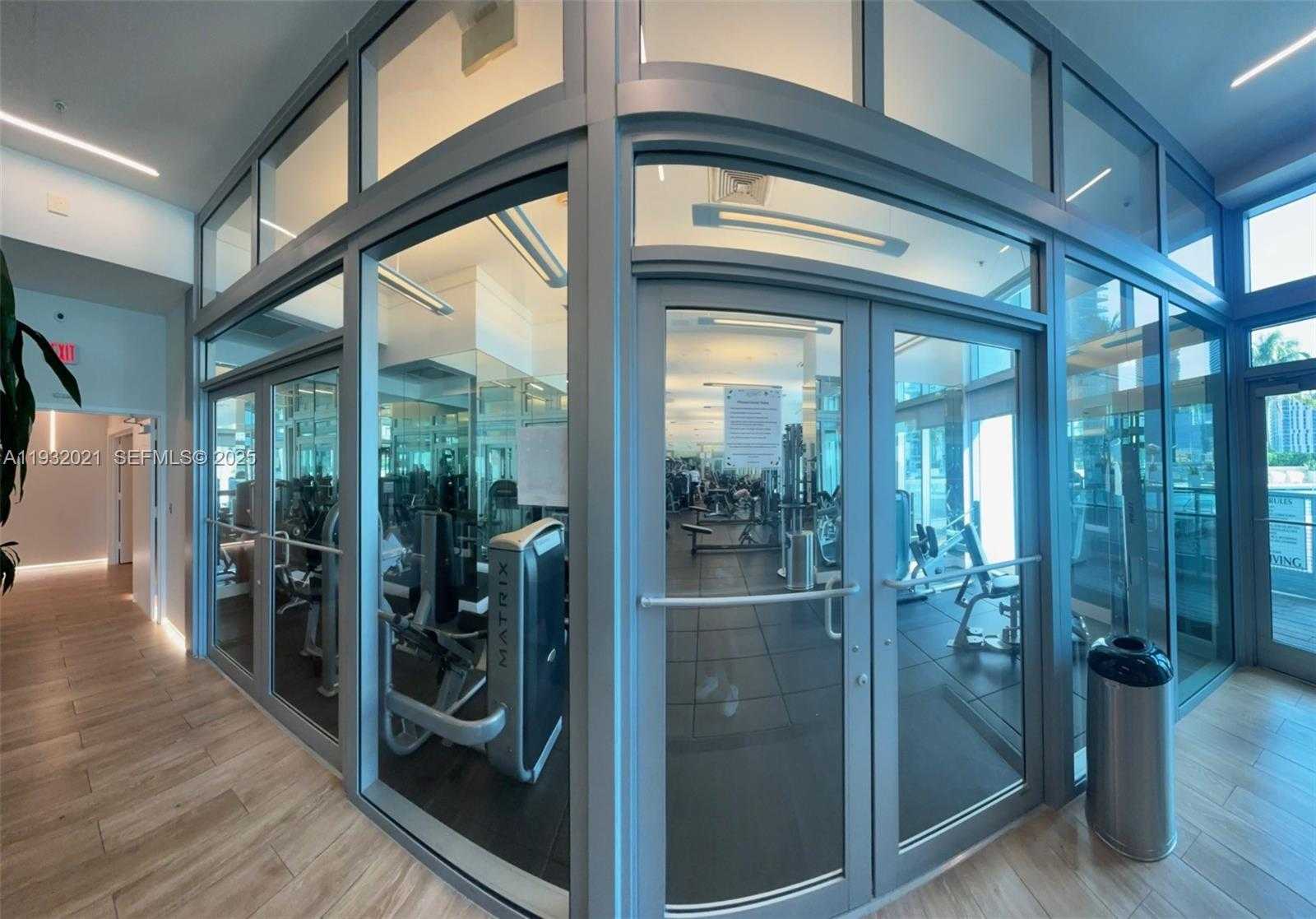 Small Image of 90 SOUTH WEST 3RD ST #2207, Miami Number 4