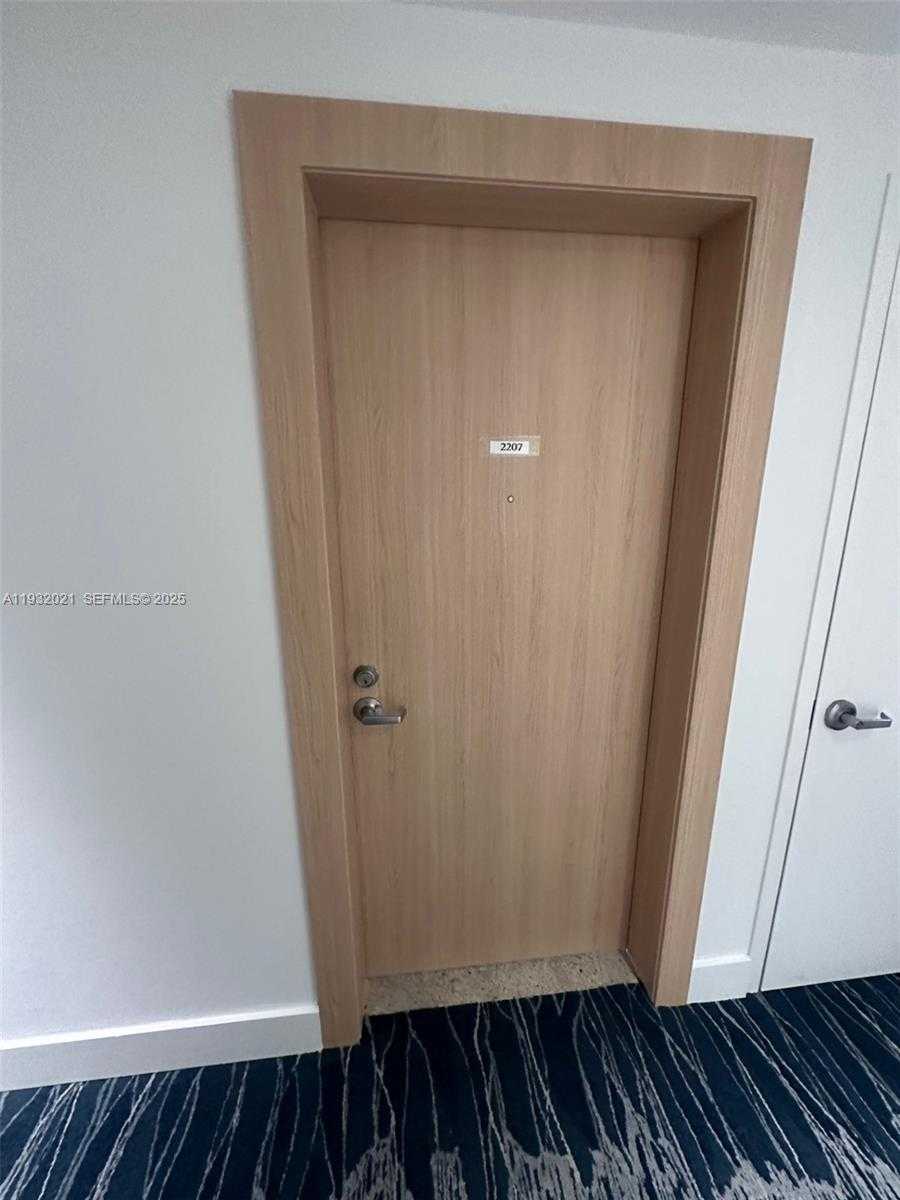 Small Image of 90 SOUTH WEST 3RD ST #2207, Miami Number 7