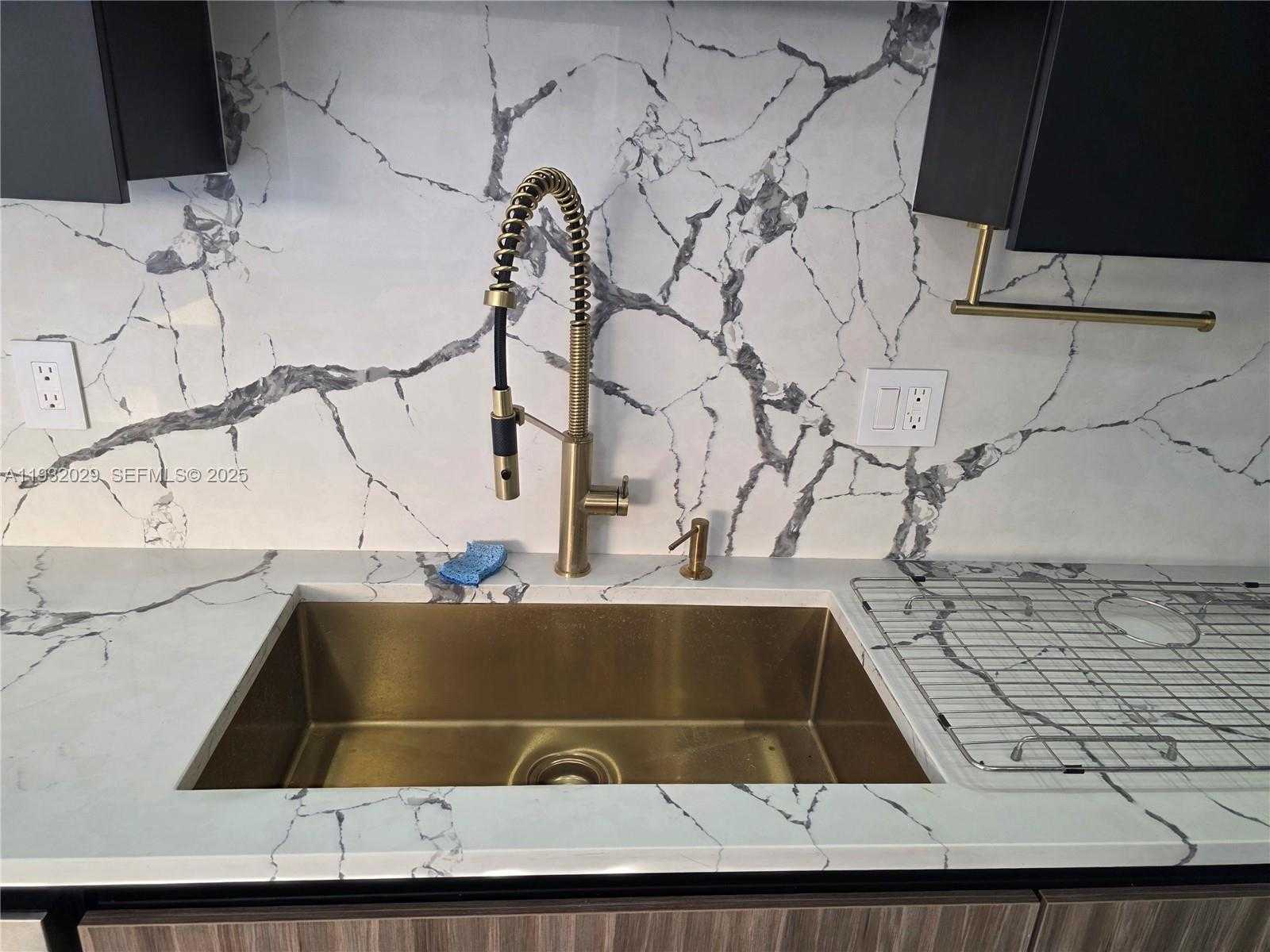 Small Image of 16643 SOUTH WEST 80TH TER #16643, Miami Number 17