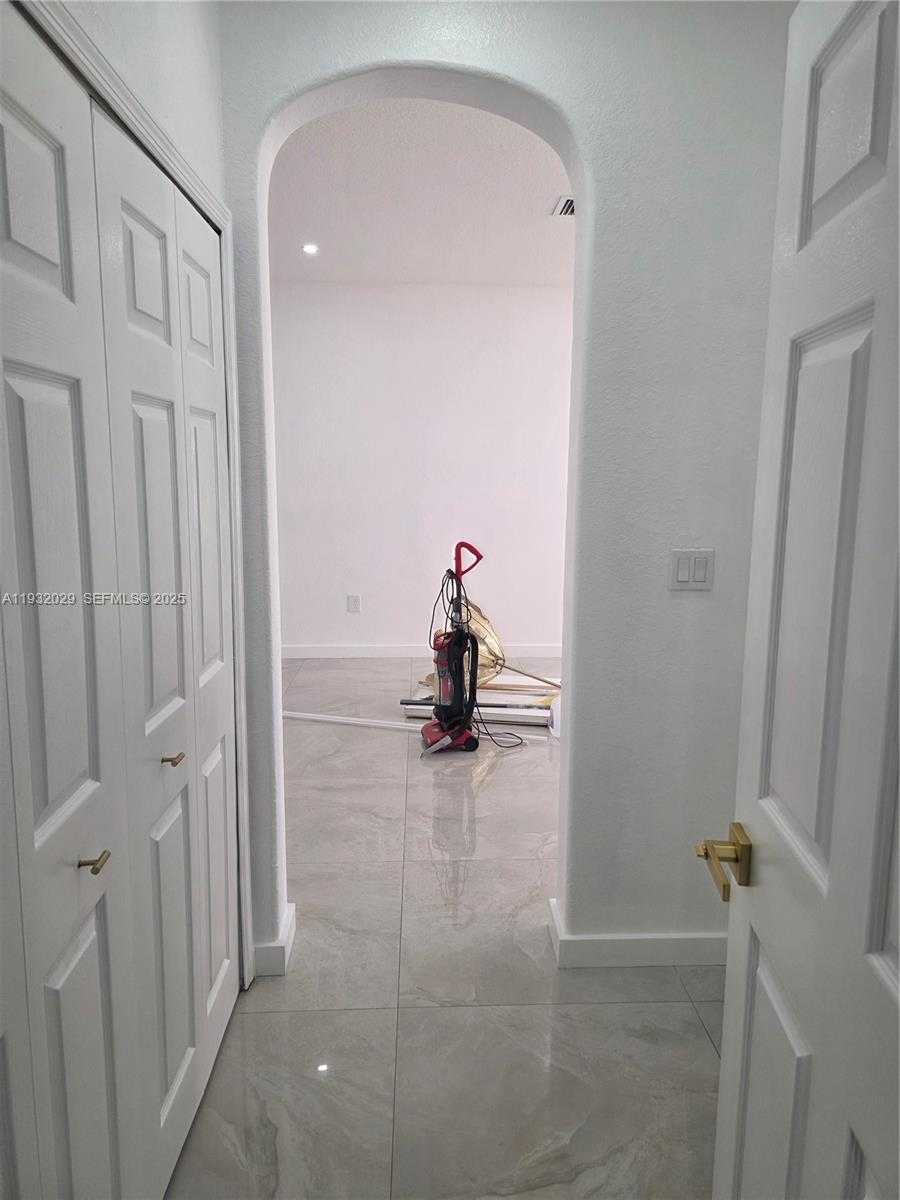 Small Image of 16643 SOUTH WEST 80TH TER #16643, Miami Number 21