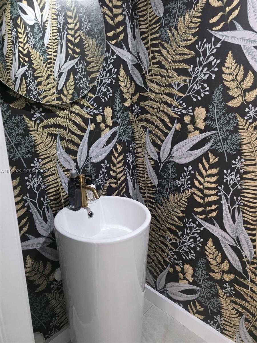 Small Image of 16643 SOUTH WEST 80TH TER #16643, Miami Number 23