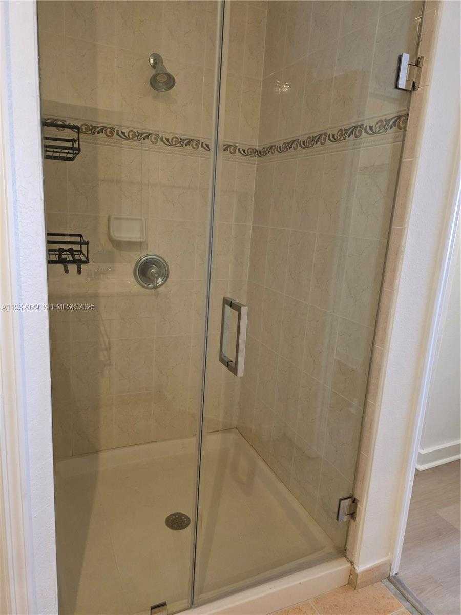 Small Image of 16643 SOUTH WEST 80TH TER #16643, Miami Number 41