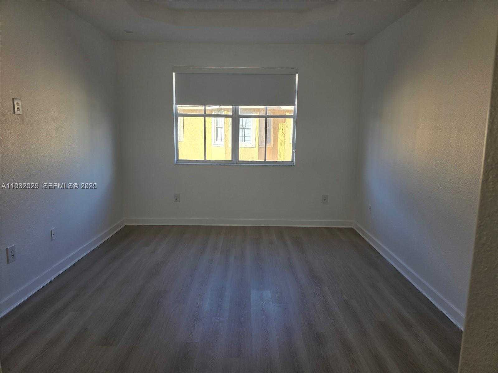 Small Image of 16643 SOUTH WEST 80TH TER #16643, Miami Number 44