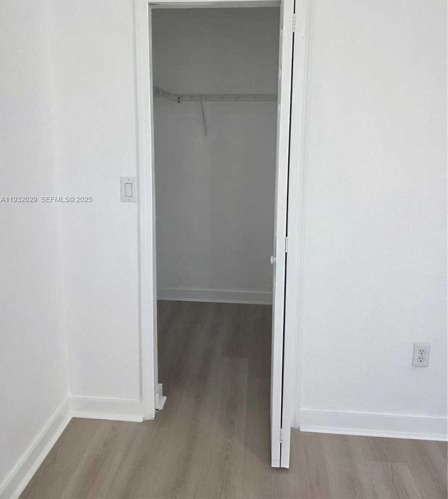 Small Image of 16643 SOUTH WEST 80TH TER #16643, Miami Number 45