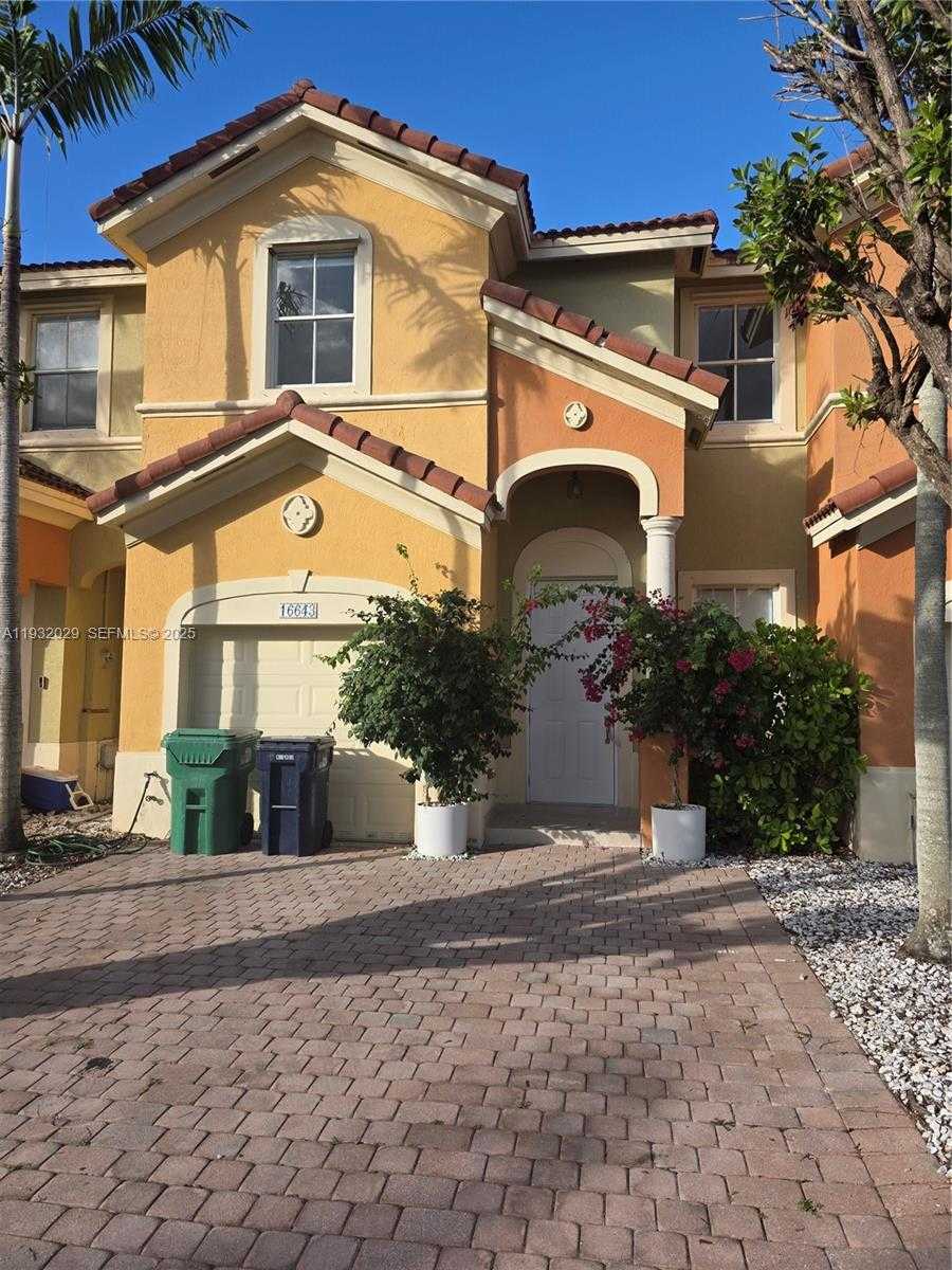 Small Image of 16643 SOUTH WEST 80TH TER #16643, Miami Number 6