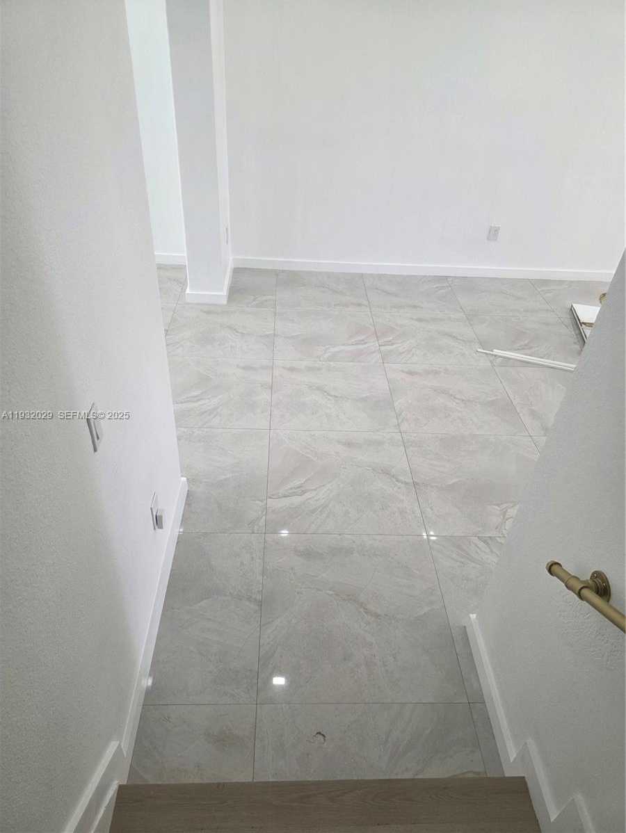 Small Image of 16643 SOUTH WEST 80TH TER #16643, Miami Number 60