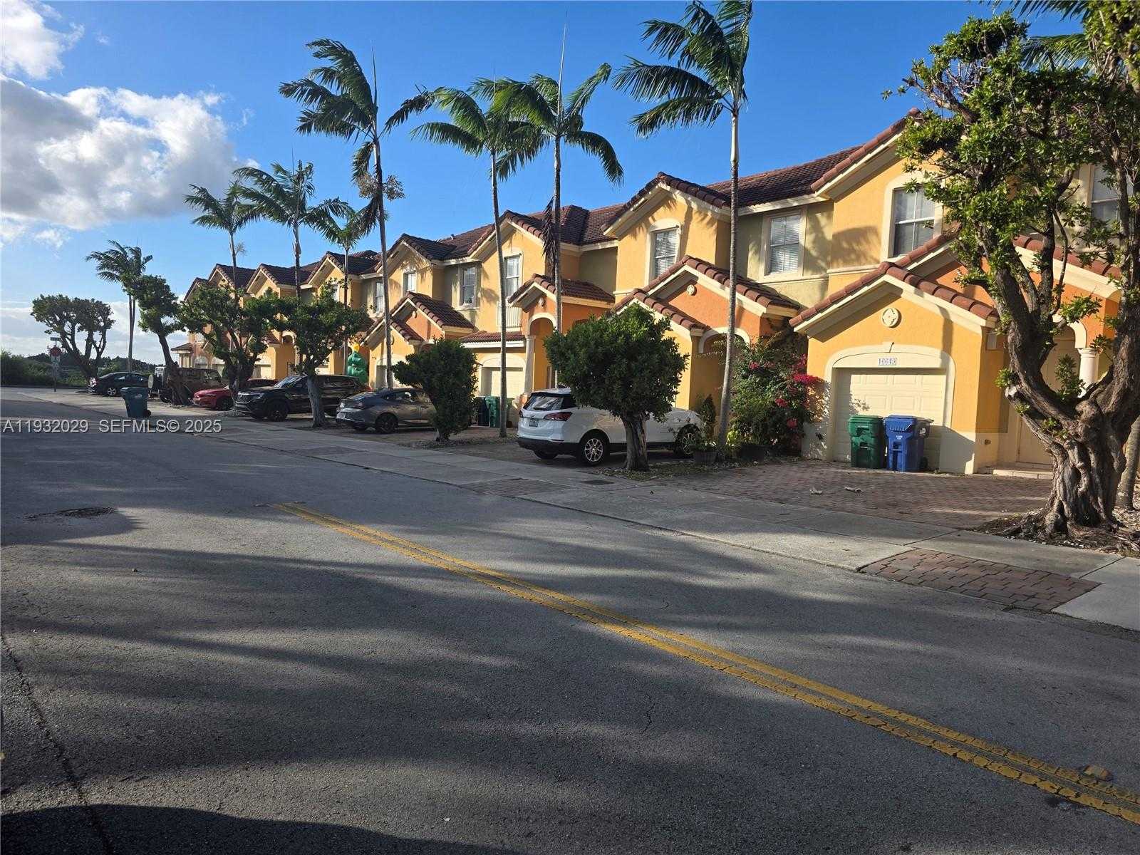 Small Image of 16643 SOUTH WEST 80TH TER #16643, Miami Number 79