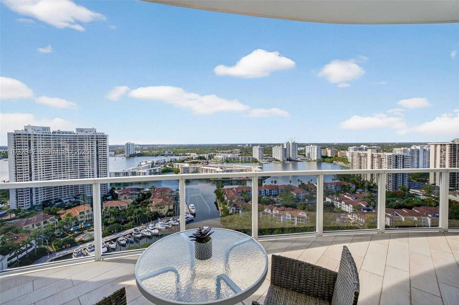 Small Image of 4100 ISLAND BLVD #2303, Aventura Number 36