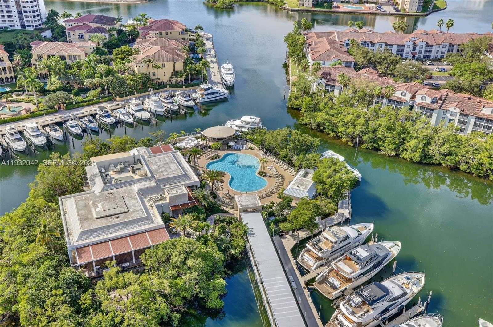 Small Image of 4100 ISLAND BLVD #2303, Aventura Number 43