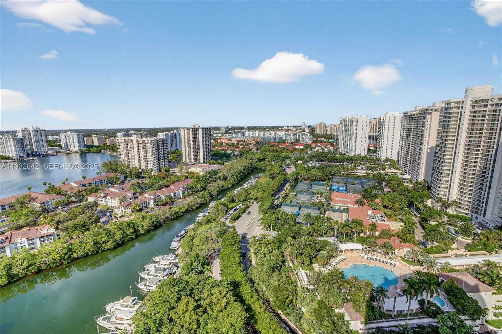 Small Image of 4100 ISLAND BLVD #2303, Aventura Number 45