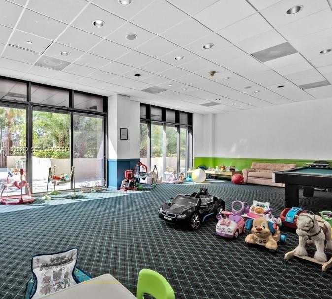 Small Image of 1450 BRICKELL BAY DR #1606, Miami Number 31