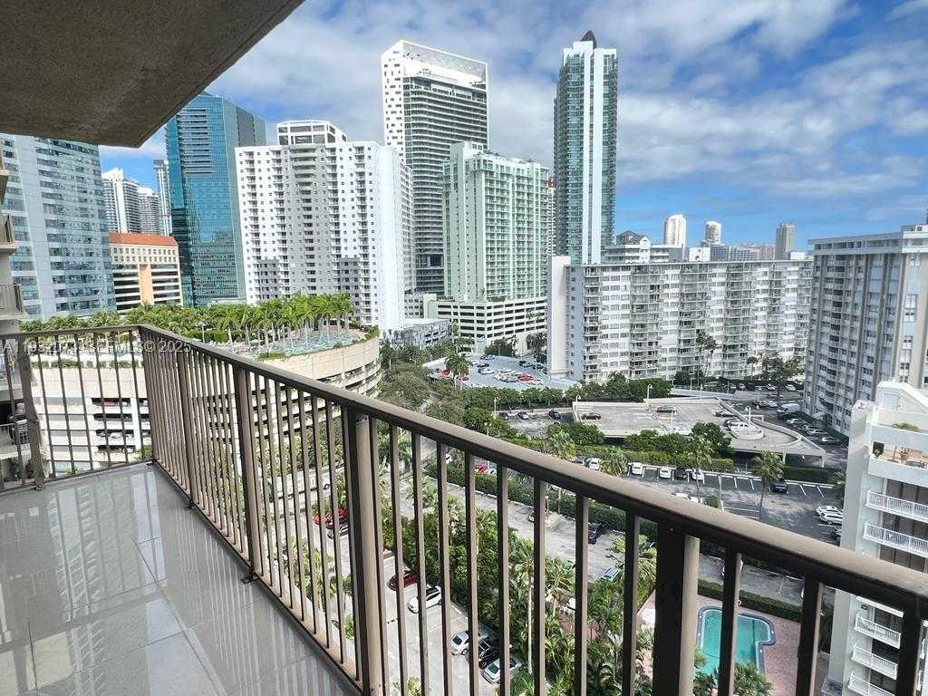 Small Image of 1450 BRICKELL BAY DR #1606, Miami Number 8