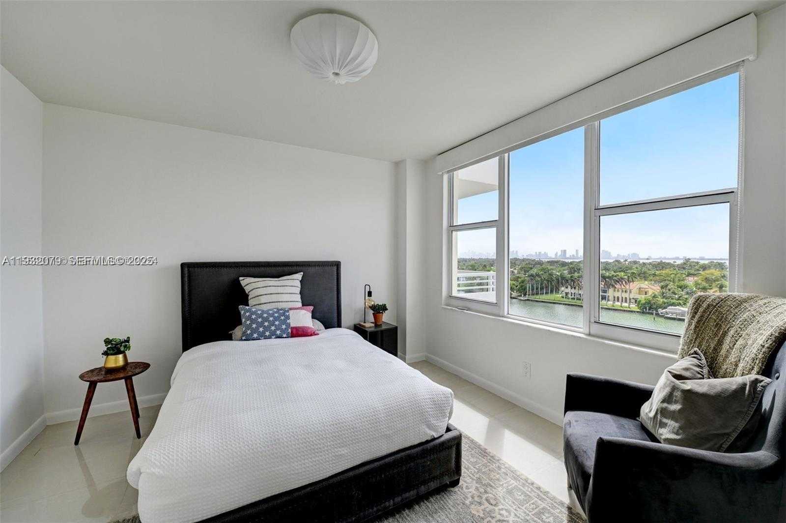 Small Image of 5600 COLLINS AVE #9M, Miami Beach Number 18