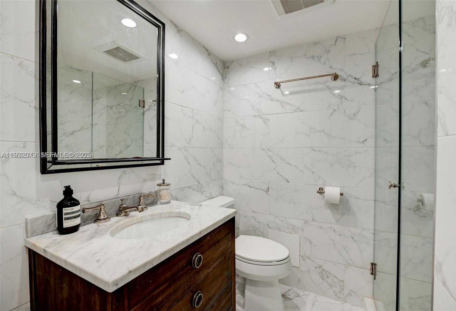 Small Image of 5600 COLLINS AVE #9M, Miami Beach Number 22