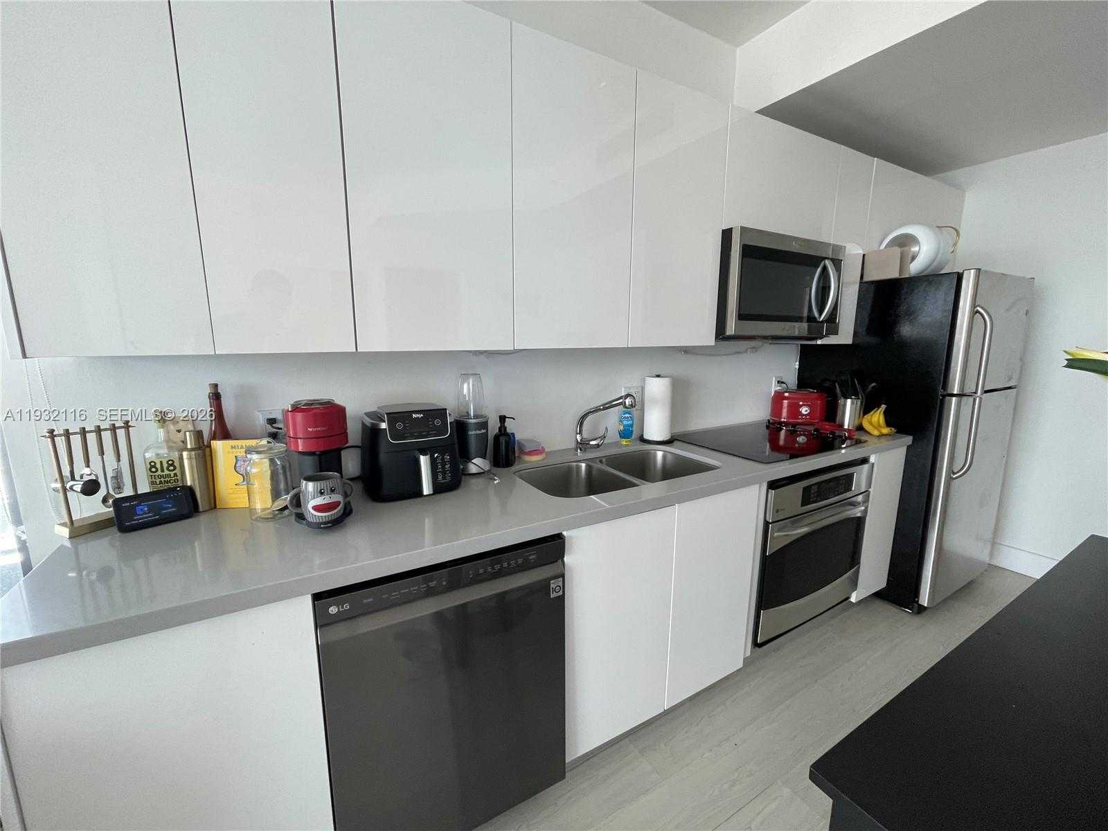 Small Image of 90 SOUTH WEST 3RD ST #1205, Miami Number 9