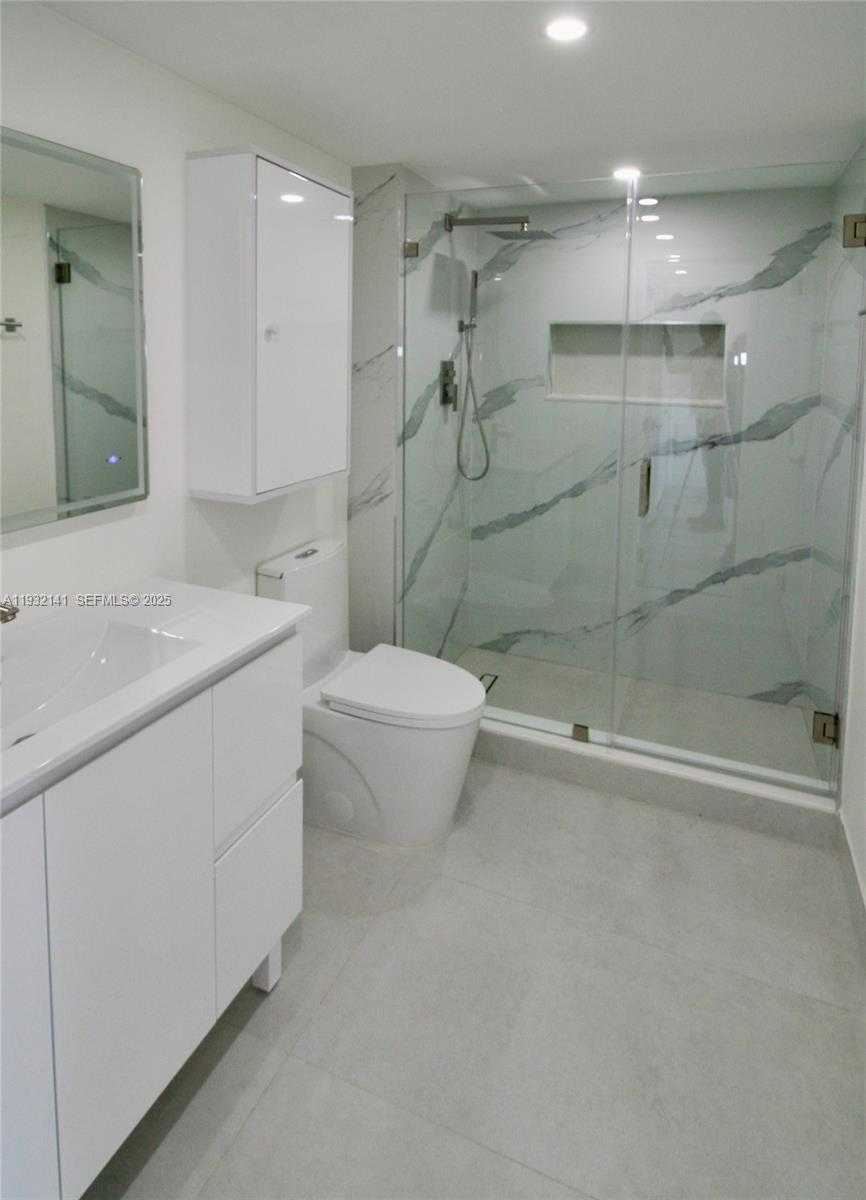 Small Image of 4330 NORTH WEST 79TH AVE #2B, Doral Number 14