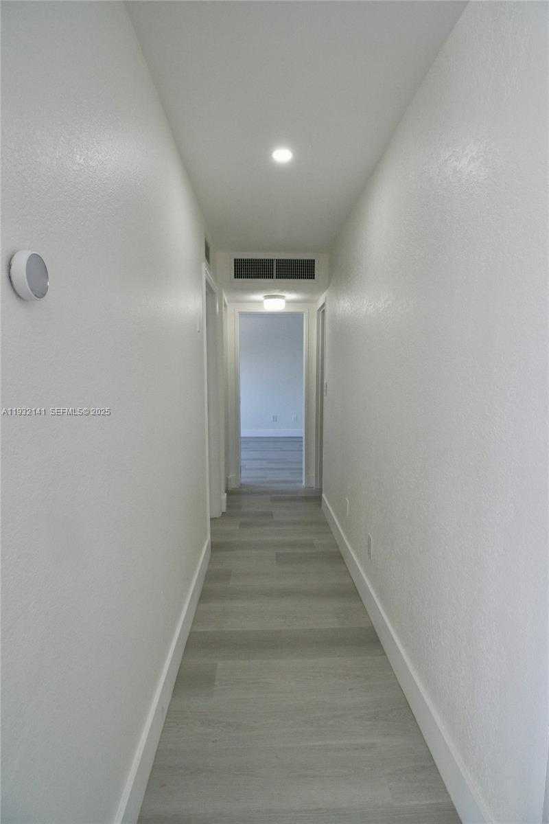 Small Image of 4330 NORTH WEST 79TH AVE #2B, Doral Number 7