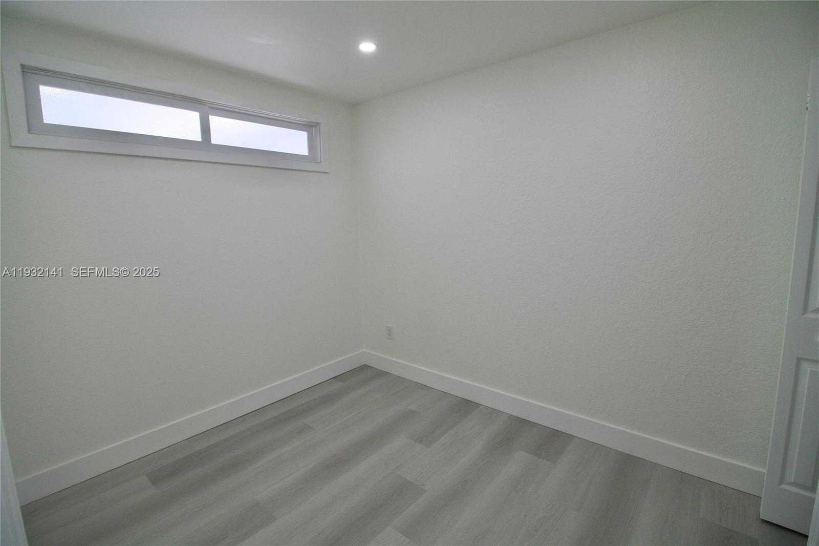 Small Image of 4330 NORTH WEST 79TH AVE #2B, Doral Number 9