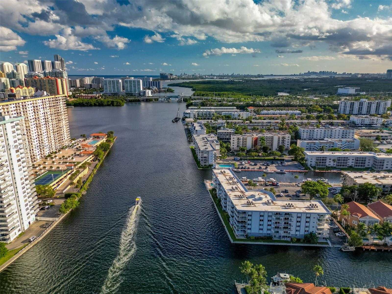 Small Image of 4000 NORTH EAST 170TH ST #602, North Miami Beach Number 31