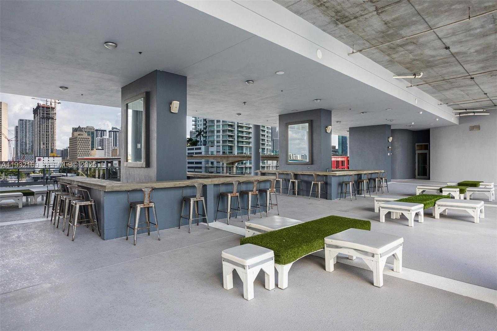 Small Image of 690 SOUTH WEST 1ST CT #1213, Miami Number 23