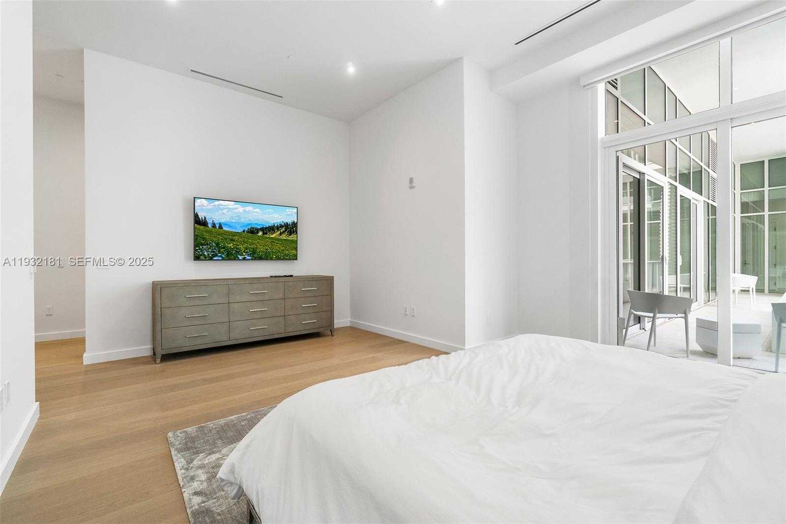 Small Image of 4701 NORTH MERIDIAN AVE #210, Miami Beach Number 16