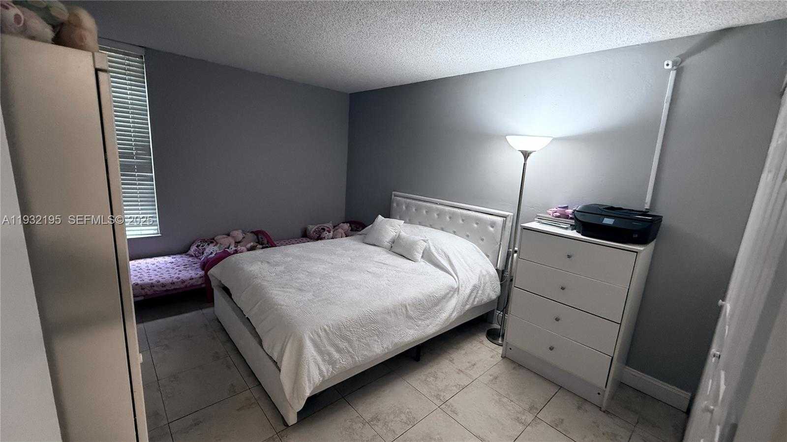 Small Image of 8860 FONTAINEBLEAU BLVD #103, Miami Number 28