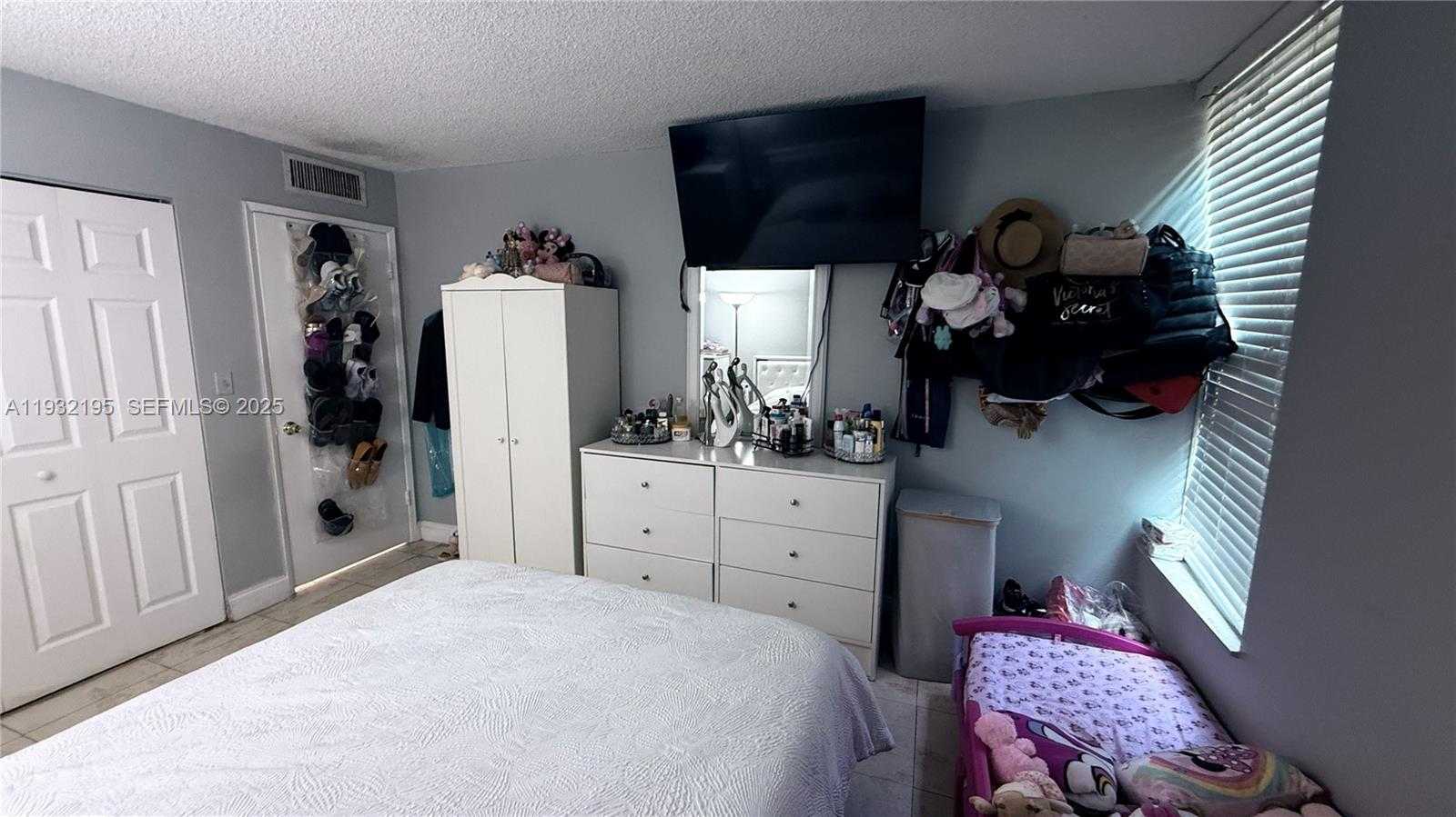 Small Image of 8860 FONTAINEBLEAU BLVD #103, Miami Number 33