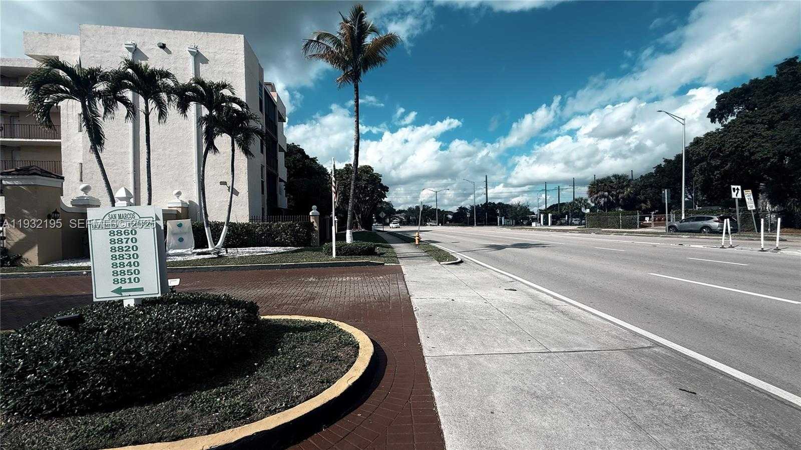 Small Image of 8860 FONTAINEBLEAU BLVD #103, Miami Number 44