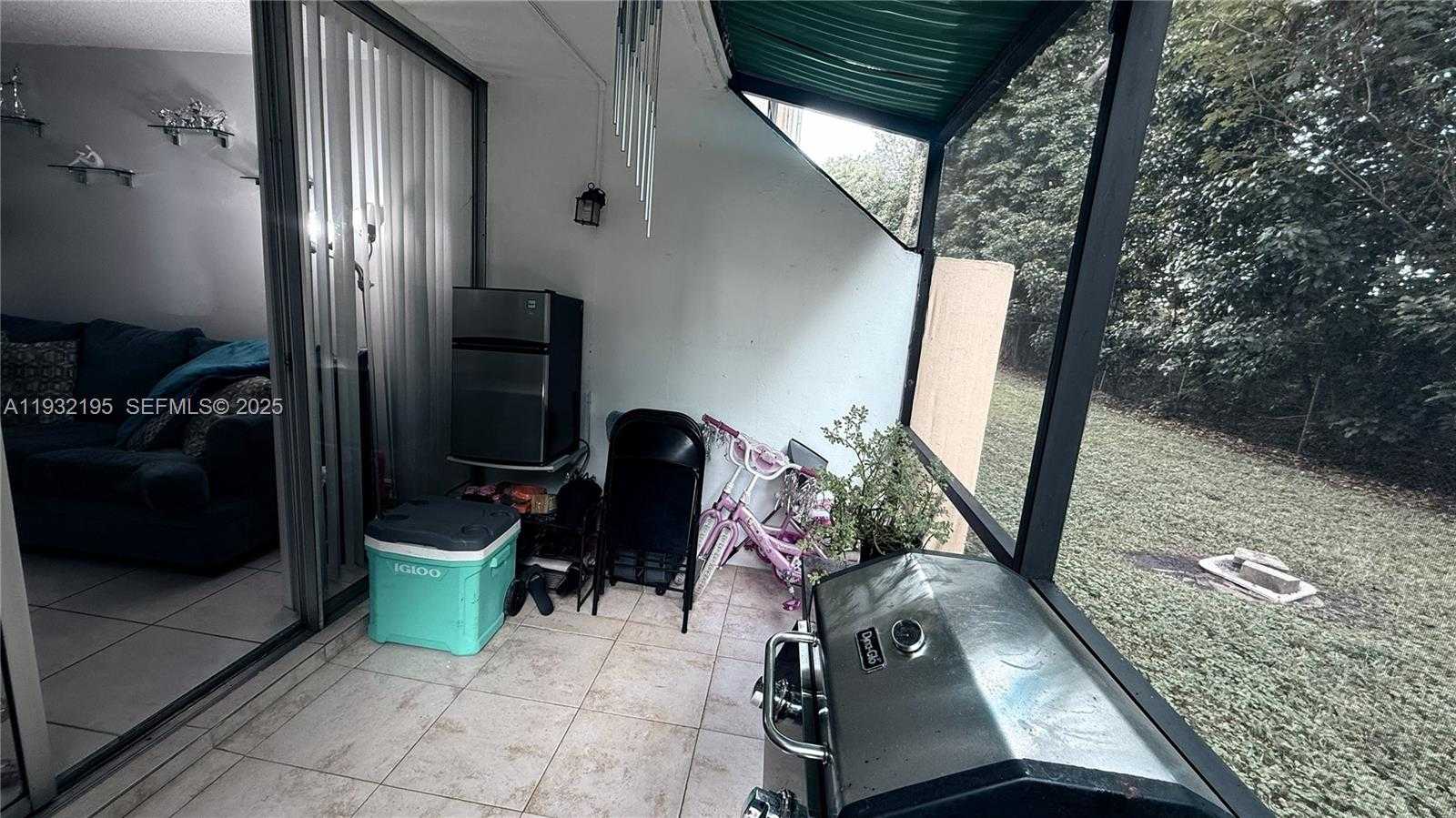 Small Image of 8860 FONTAINEBLEAU BLVD #103, Miami Number 5