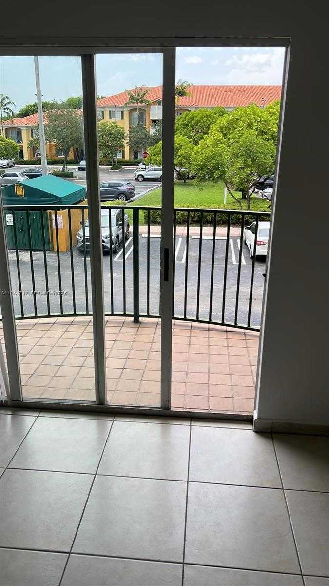 Small Image of 7240 NORTH WEST 114TH AVE #201, Doral Number 6
