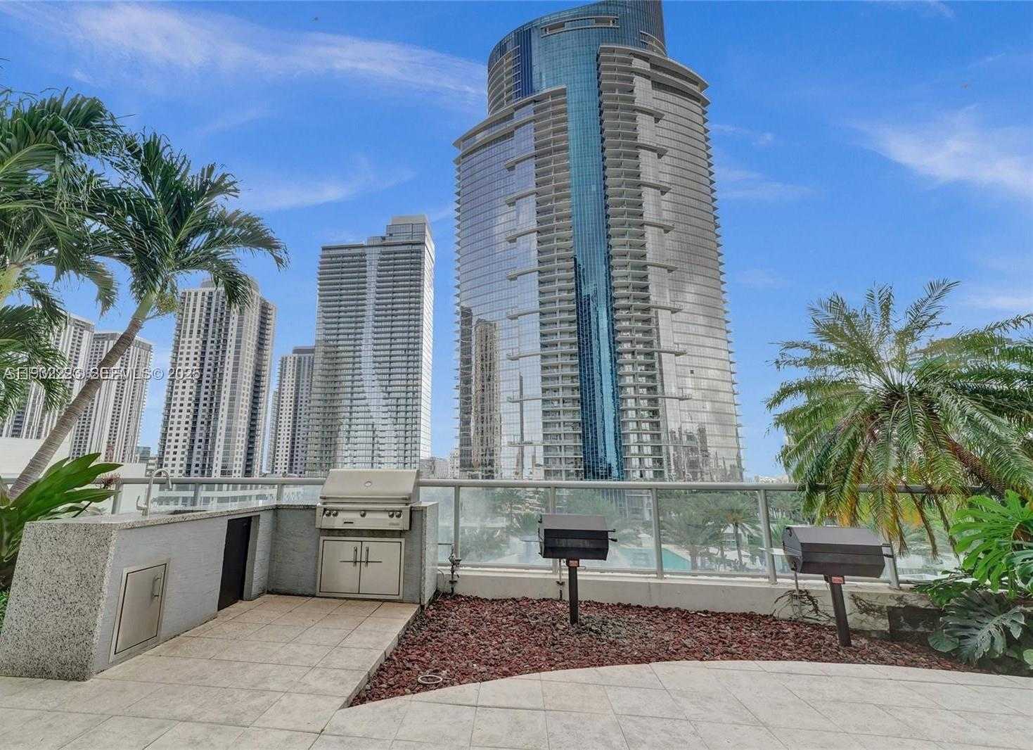 Small Image of 888 BISCAYNE BLVD #709, Miami Number 38