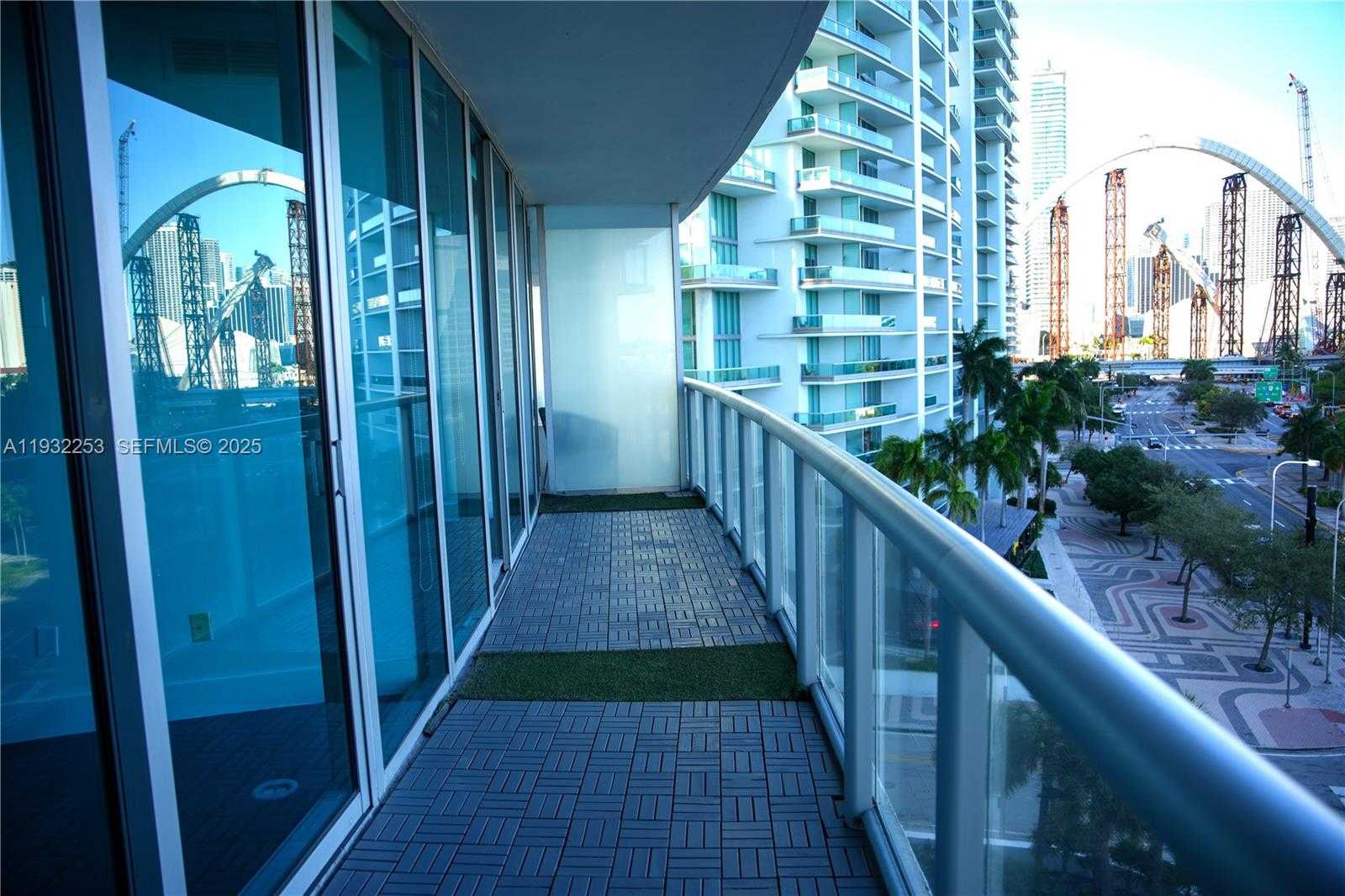 Small Image of 888 BISCAYNE BLVD #609, Miami Number 29
